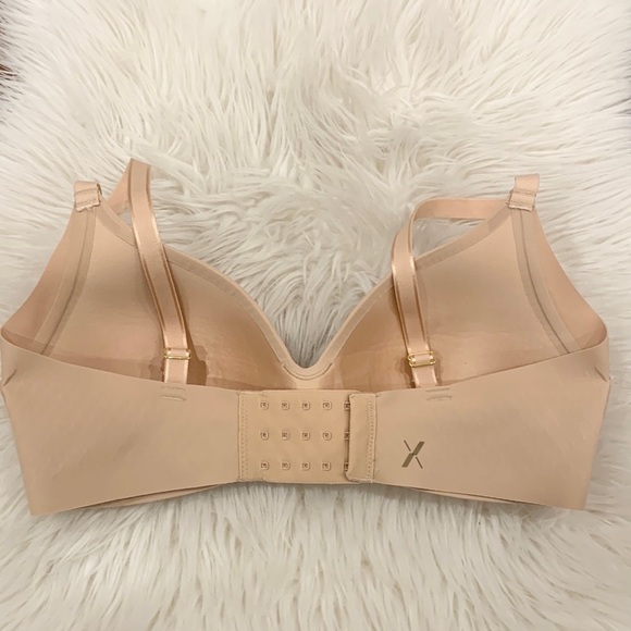 Knix Wingwoman Contour Wireless Nude Bra - Picture 10 of 16